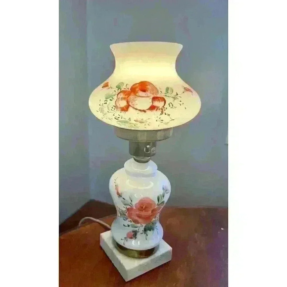 VTG Hand Painted Red Rose “Gone With The Wind” Hurricane Electric Lamp Marble